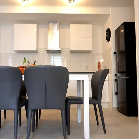 דירה Chic Ploce *